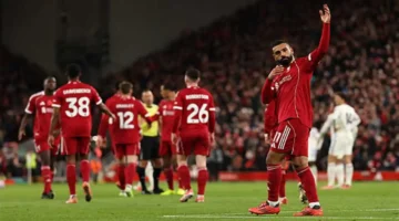 رفض قاطع.. رئيس الخلود يفضل فينيسيوس على صلاح في الدوري السعودي